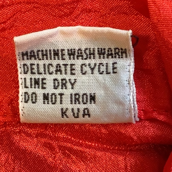 I Ashleigh Morgan size 12 red longsleeve shirt - Picture 12 of 15